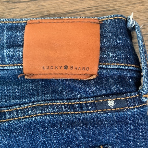 Lucky Brand Brooke Slim Boot jeans. - Picture 3 of 4
